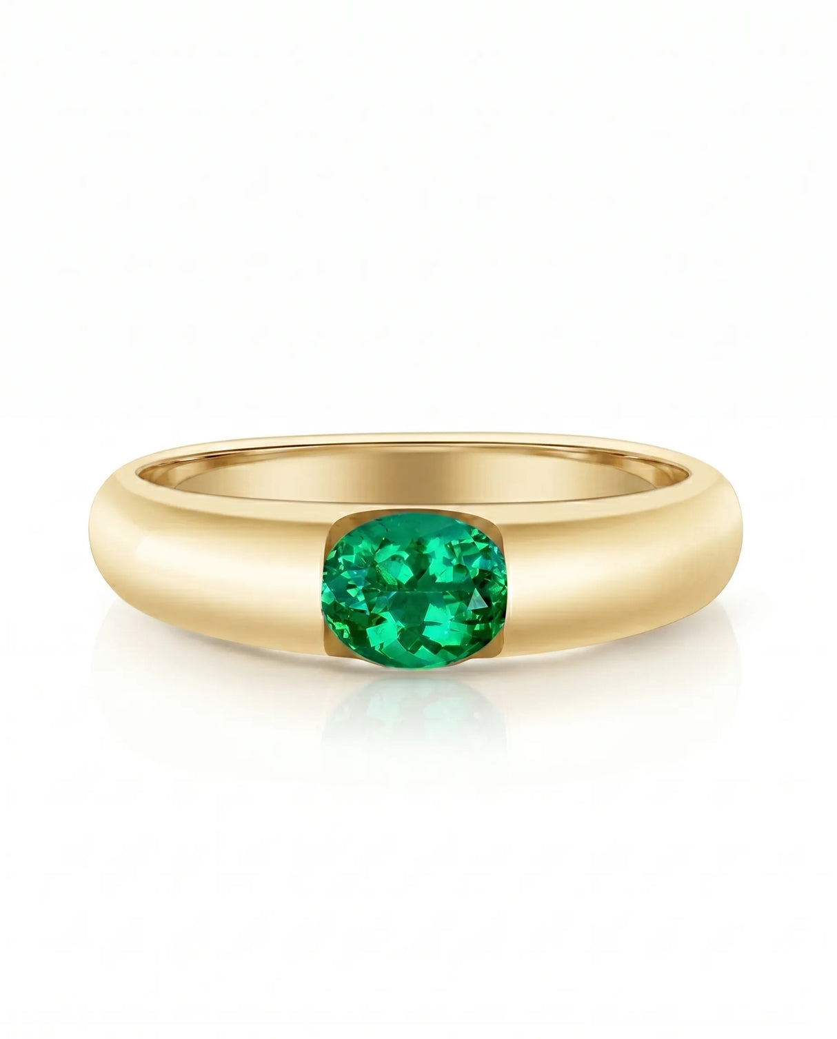 Natural emerald polished band ring in 18K yellow gold | SARATTI
