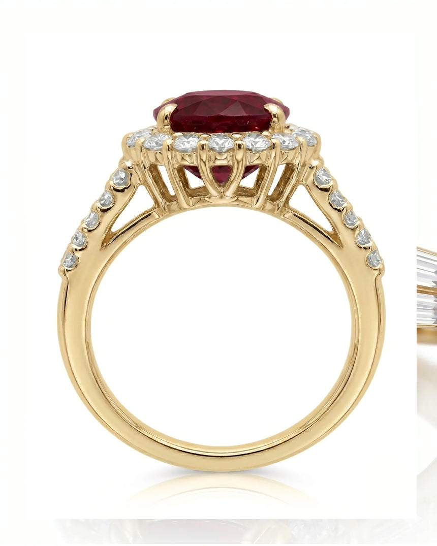 Natural oval ruby ring with bright diamonds and warm yellow gold setting - SARATTI