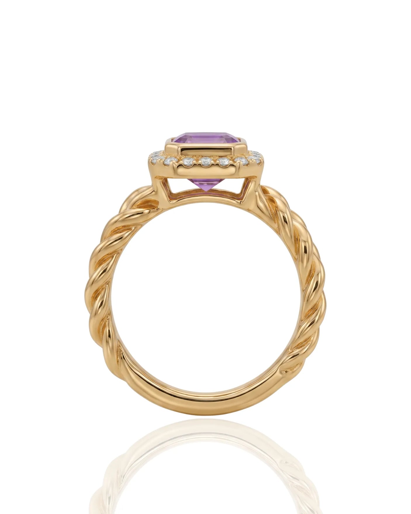 Natural purple sapphire statement ring with diamond halo in 18K Yellow Gold | SARATTI