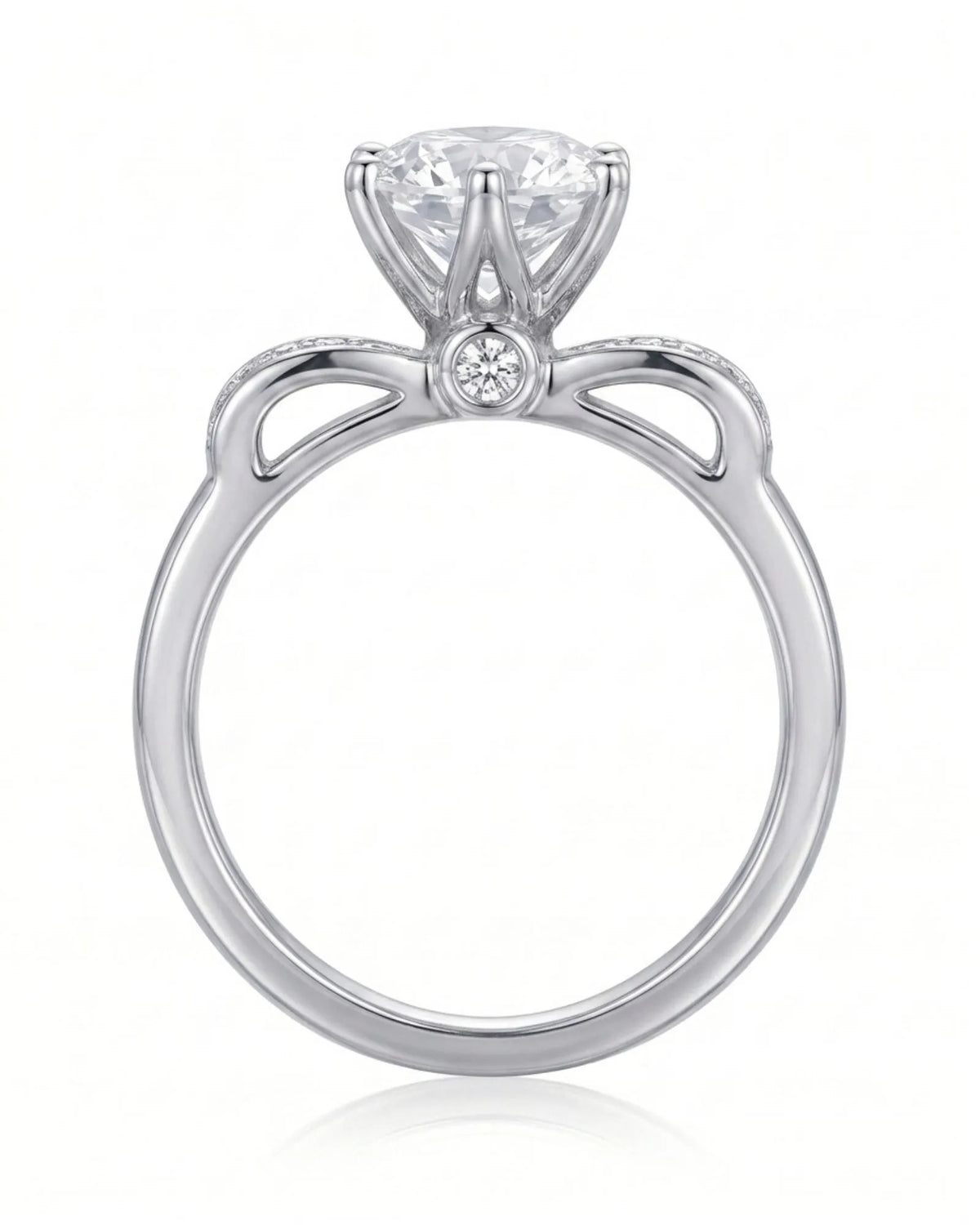 Natural round diamond engagement ring top view with diamond-set shoulders in 18K white gold | SARATTI