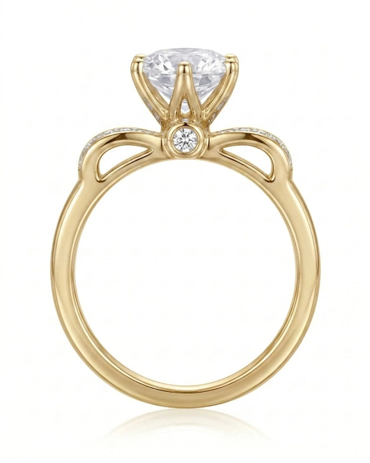 Natural round diamond engagement ring top view with diamond-set shoulders in 18K yellow gold | SARATTI
