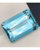 Natural vivid blue Santa Maria Aquamarine step-cut gemstone | SARATTI
