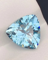 Natural vivid blue triangular Aquamarine loose gemstone | SARATTI