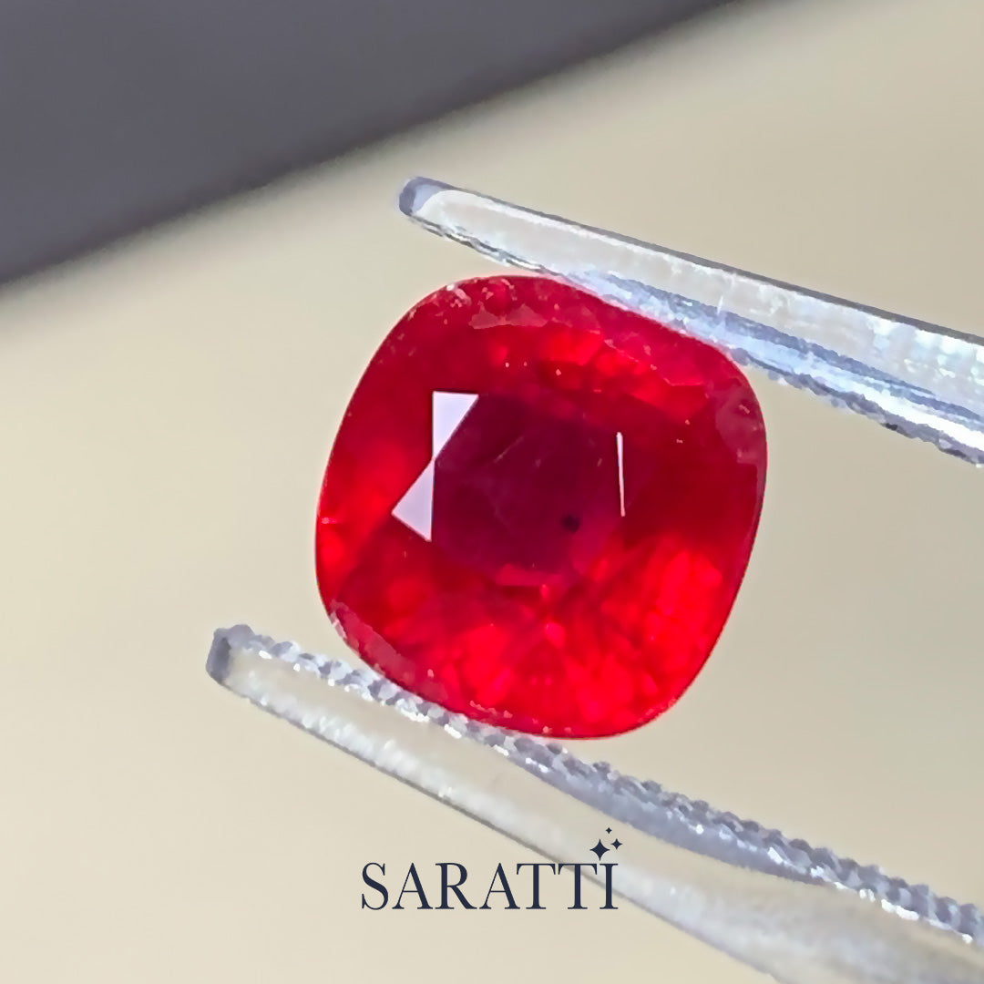Natural vivid red ruby cushion 2.36 carat Mozambique origin | SARATTI