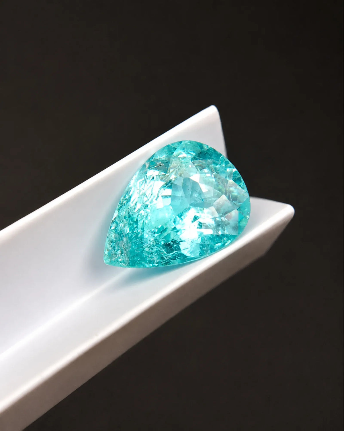 Neon Greenish Blue Tourmaline pear alternate angle | SARATTI