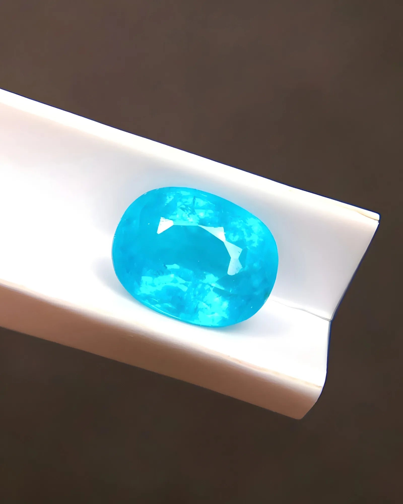 Neon blue natural Paraiba tourmaline loose stone oval cut | SARATTI