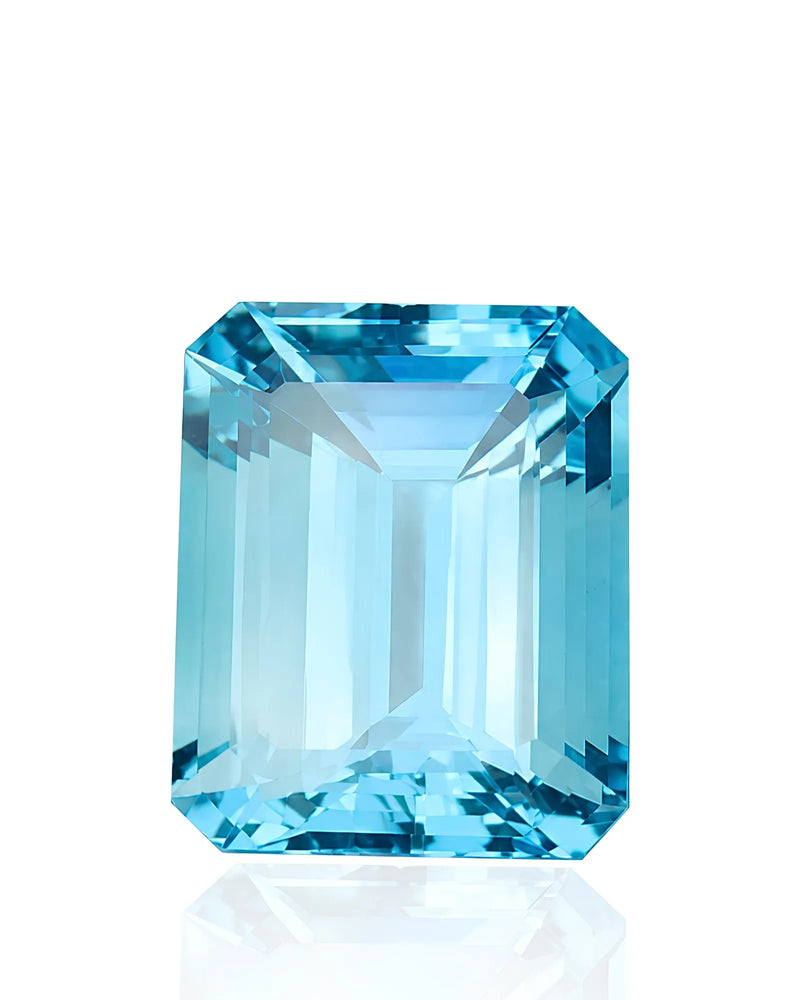Octagonal Aquamarine with clipped corners and vivid blue colour | SARATTI