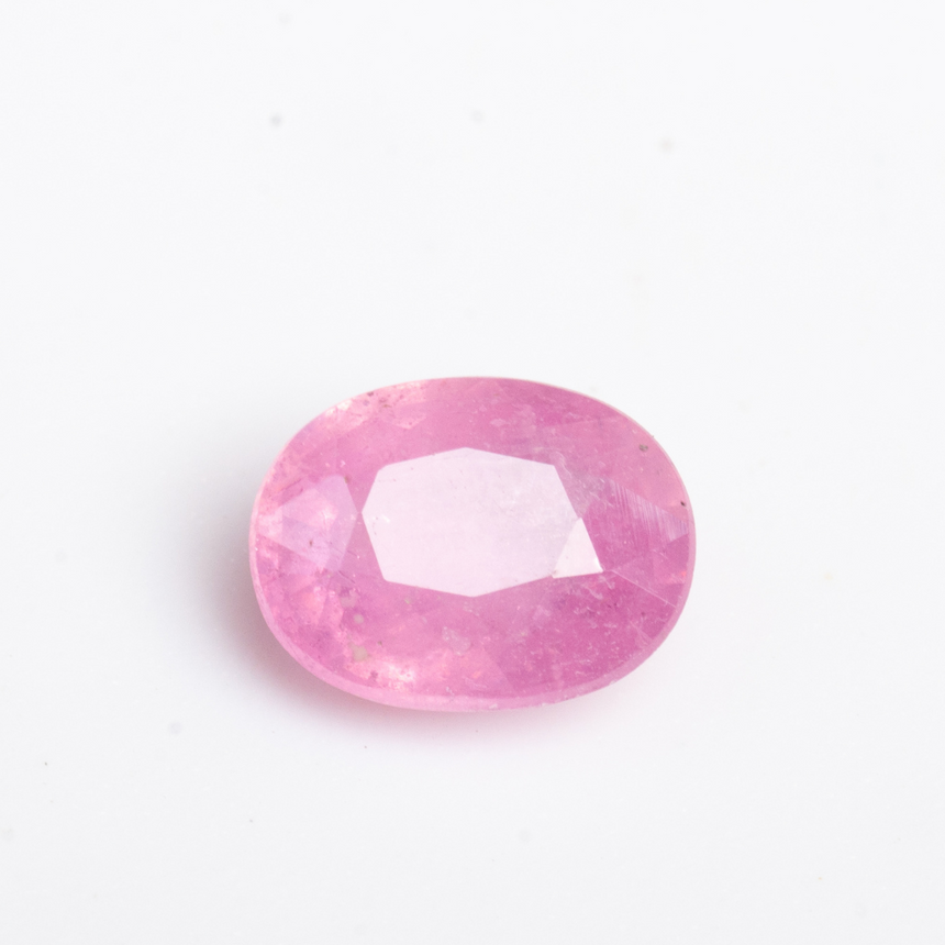 Oval-cut pink sapphire 6.5mm 0.95ct from Sri Lanka | SARATTI