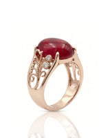 Oval cabochon ruby ring with art nouveau diamond accents in 18K rose gold | SARATTI