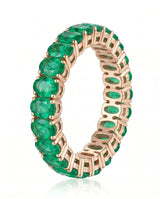 Oval emerald eternity wedding band in 18K rose gold | SARATTI
