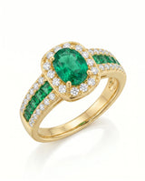 Oval natural emerald promise ring in 18K yellow gold | SARATTI
