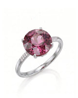 Oval pink tourmaline ring with diamond shoulders in 18K white gold | SARATTI