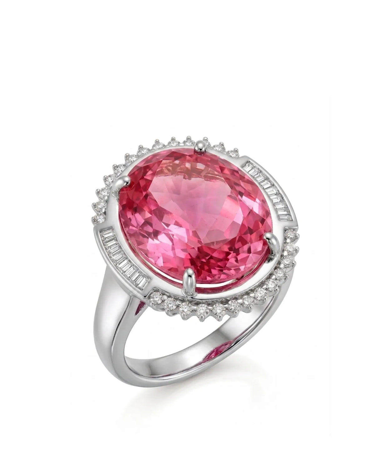 Oval tourmaline ring with round and baguette diamonds in a refined platinum setting | SARATTI