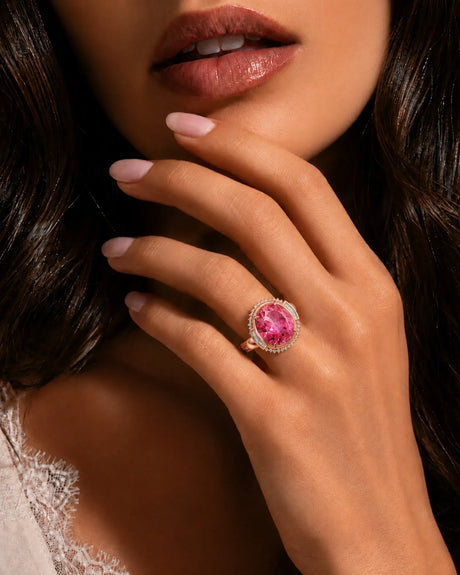 Oval tourmaline ring with round and baguette diamonds in romantic 18K rose gold | SARATTI