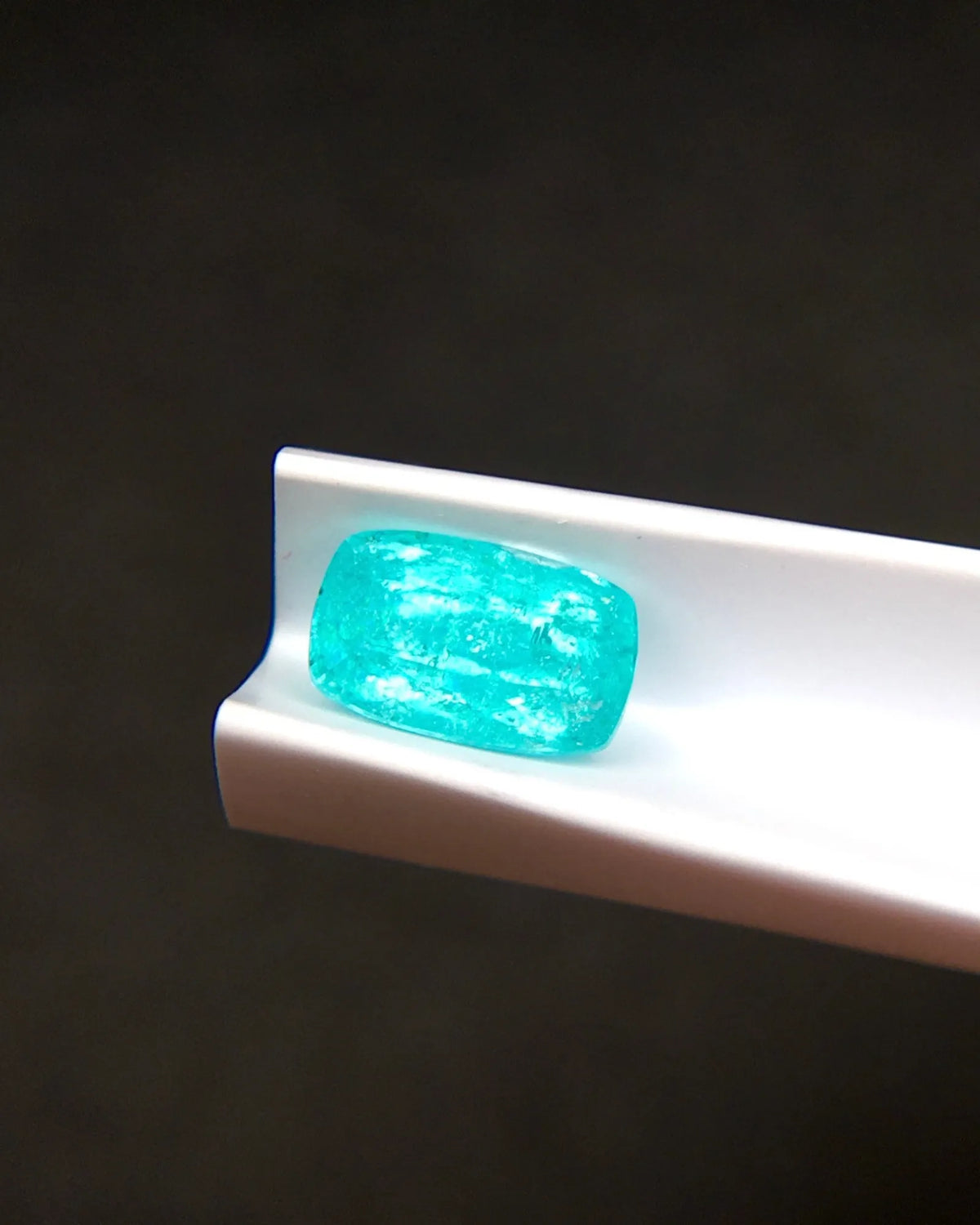Paraiba-Type Tourmaline cushion with softly rectangular rounded-corner outline | SARATTI
