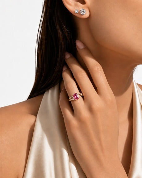 Passion Seal pink tourmaline ring with diamond buckle motif in 18K yellow gold | SARATTI