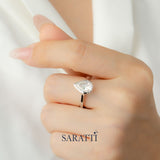 Classic Pear Diamond Ring in 18K White Gold Setting | Saratti