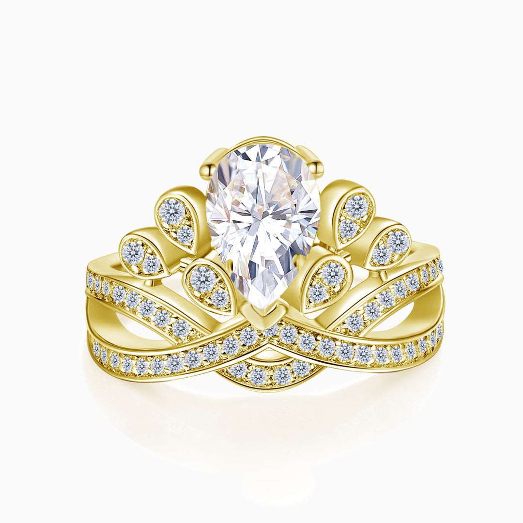 Yellow Gold Coronation Impériale Radiant Diamond Ring | Saratti Diamonds 