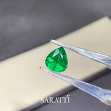 Pear Shape Tsavorite Gemstone Tweezers View