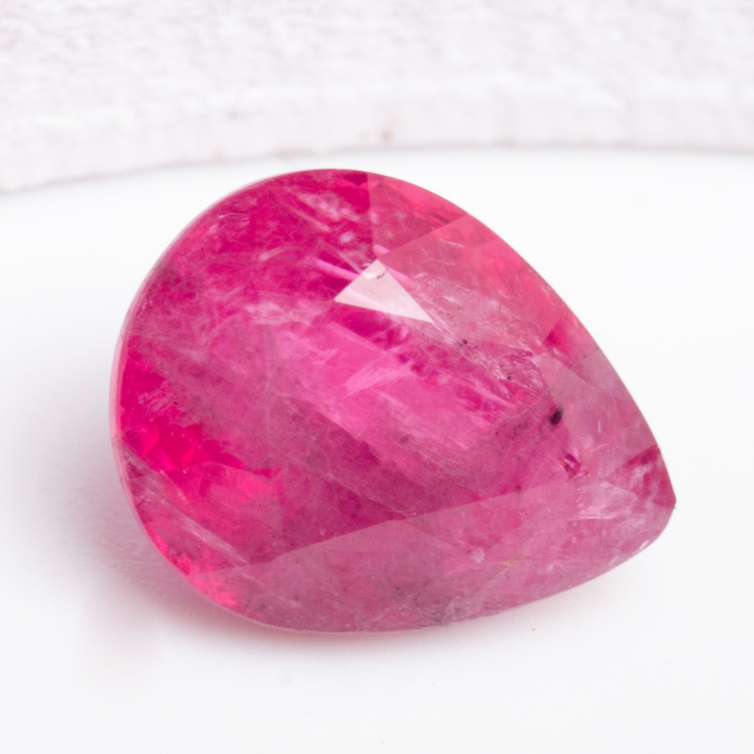 Pear cut 2.41ct spinel gemstone vivid pinkish red tone | SARATTI