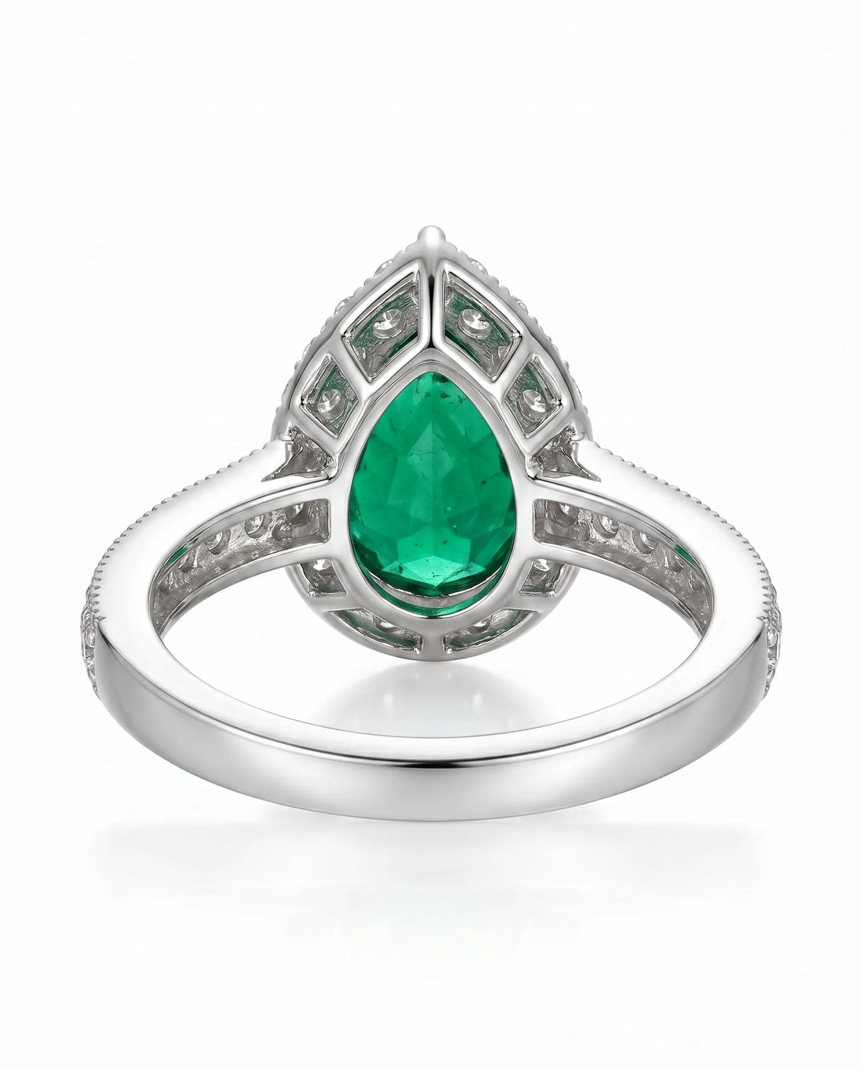 Pear cut emerald cocktail ring in 18K white gold | SARATTI