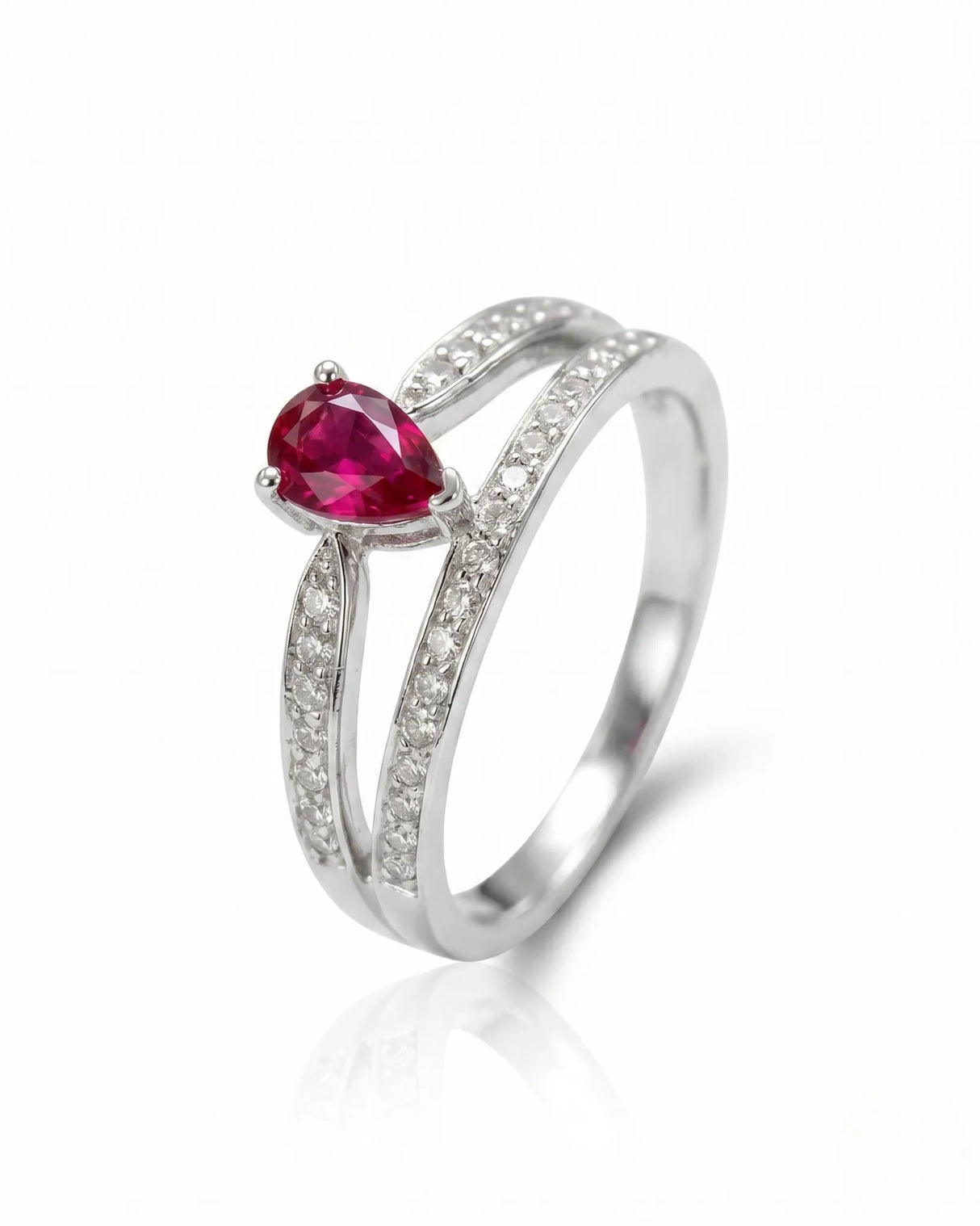 Pear ruby ring with diamond pavé split shank in refined platinum | SARATTI
