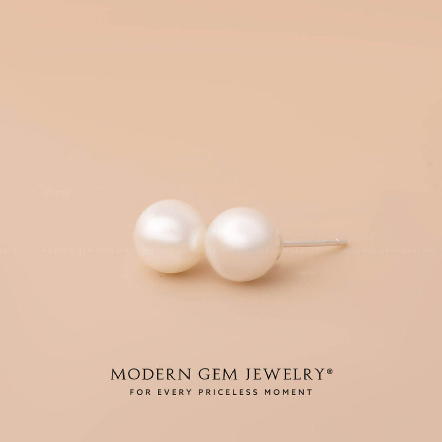 Akoya Pearl Stud Earrings 