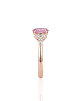 Pink sapphire and diamond promise ring with feminine style in 18K rose gold | SARATTI