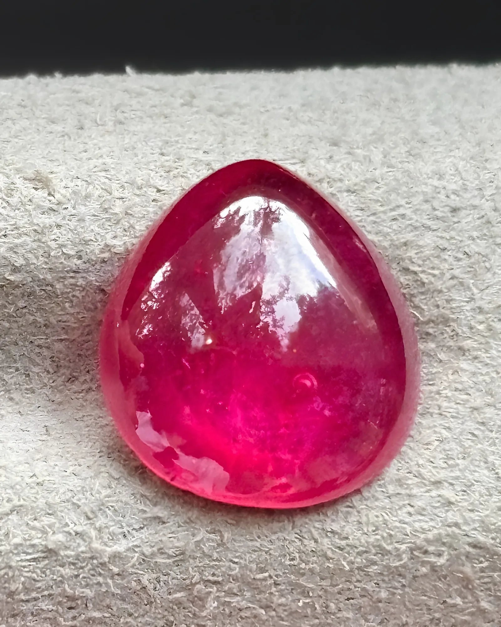 Pinkish red pear-shaped Ruby alternate angle | SARATTI
