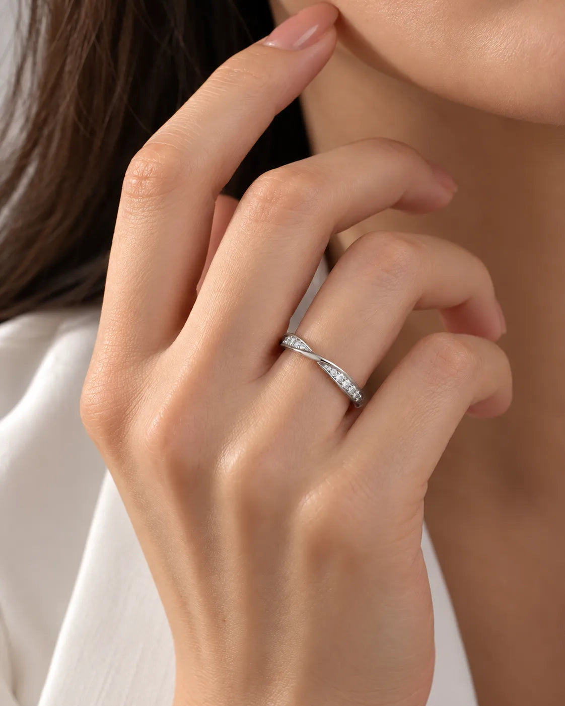 Twisted Shank Natural Diamond Eternity Wedding Band in Platinum | SARATTI