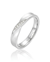 Platinum couple wedding rings featuring a continuous Mobius loop symbolising eternal connection - SARATTI