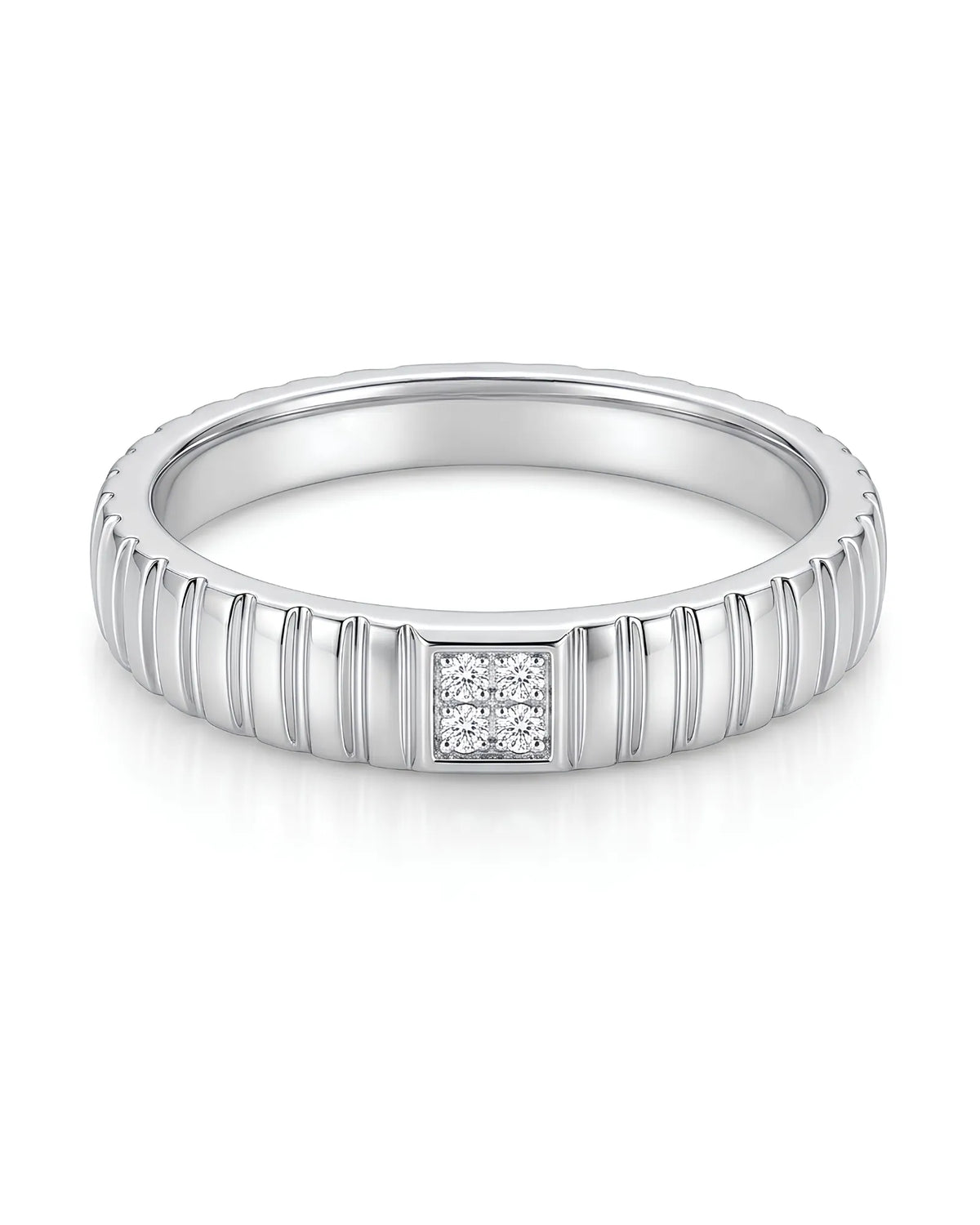 Platinum couple wedding rings featuring diamond accents and a refined matching band design | SARATTI