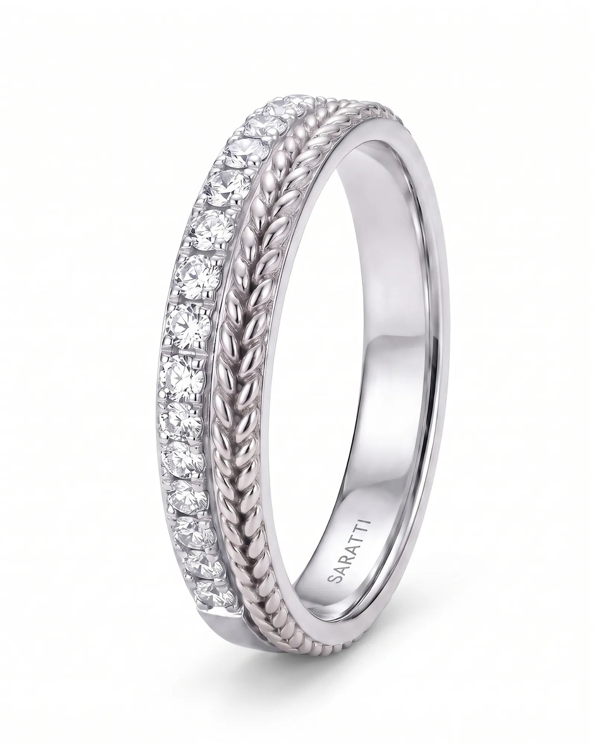 Platinum couple wedding rings featuring smooth bands and refined timeless craftsmanship | SARATTI