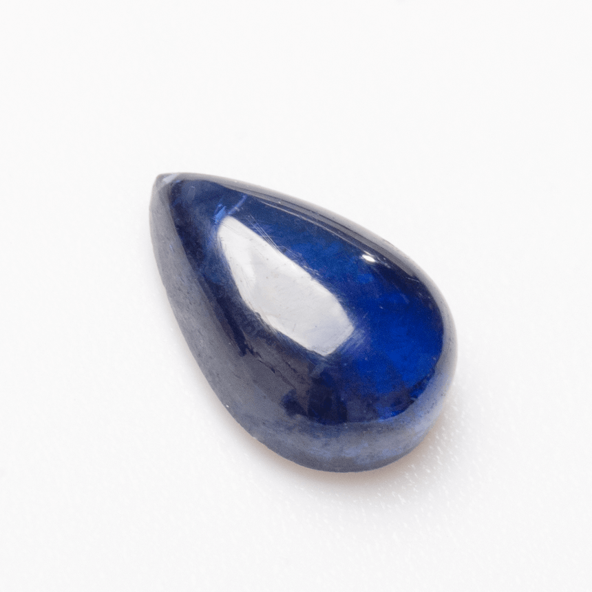 Polished pear cut blue sapphire loose gemstone for fine jewelry | SARATTI