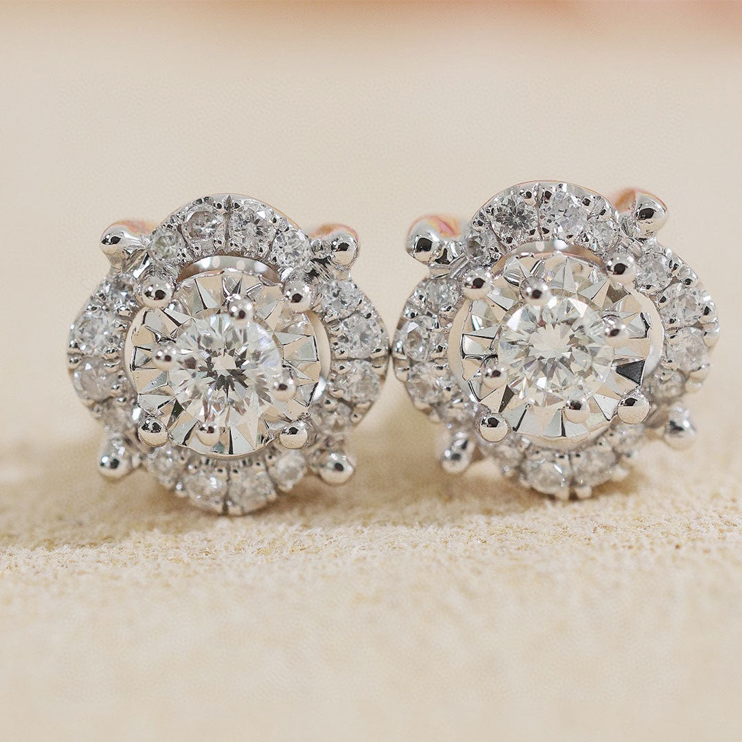 Diamond Halo Earrings in 18K White Gold | Saratti | Custom Fine and High Jewelry 