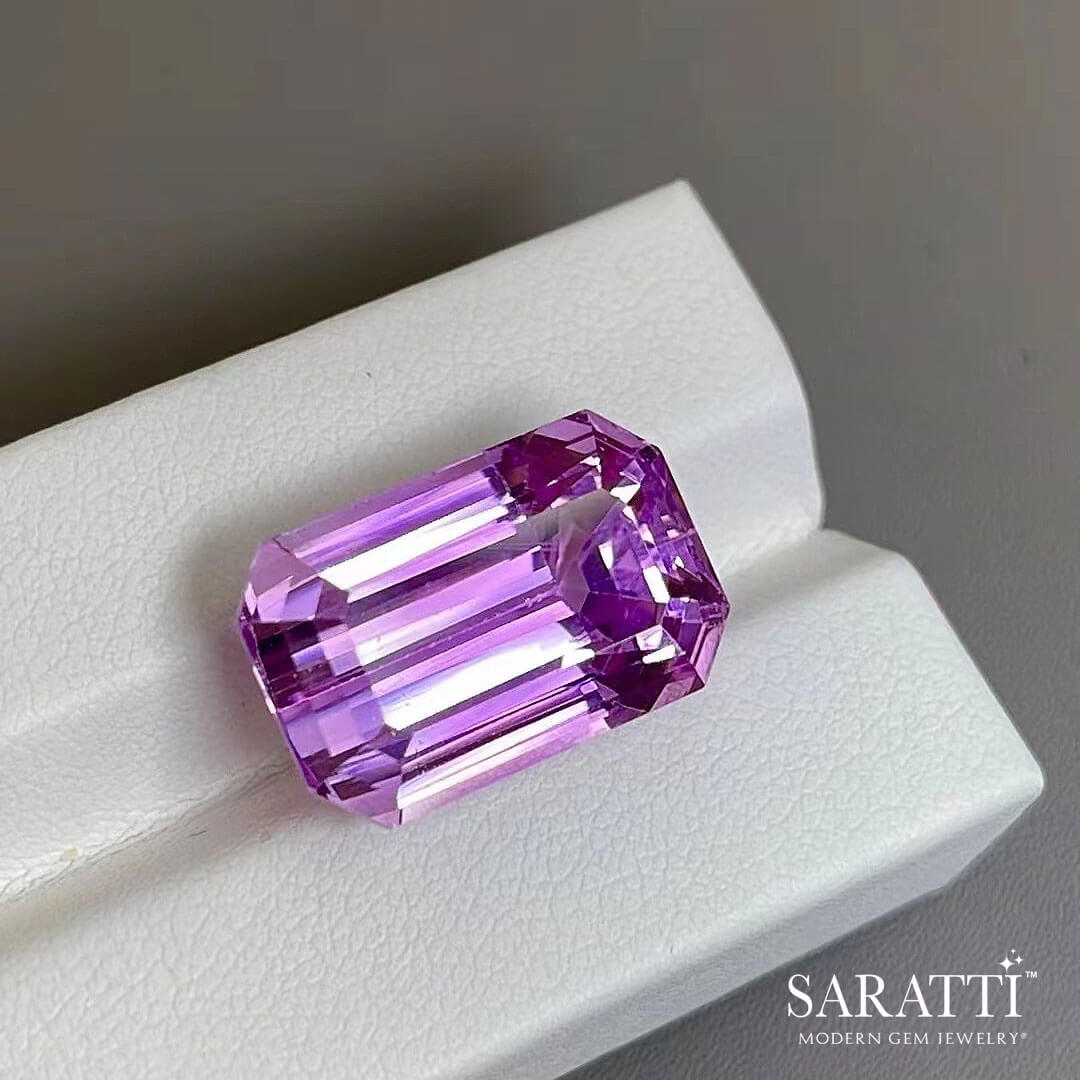 Purple Kunzite Gemstone in Emerald Cut For Sale | Modern Gem Jewelry