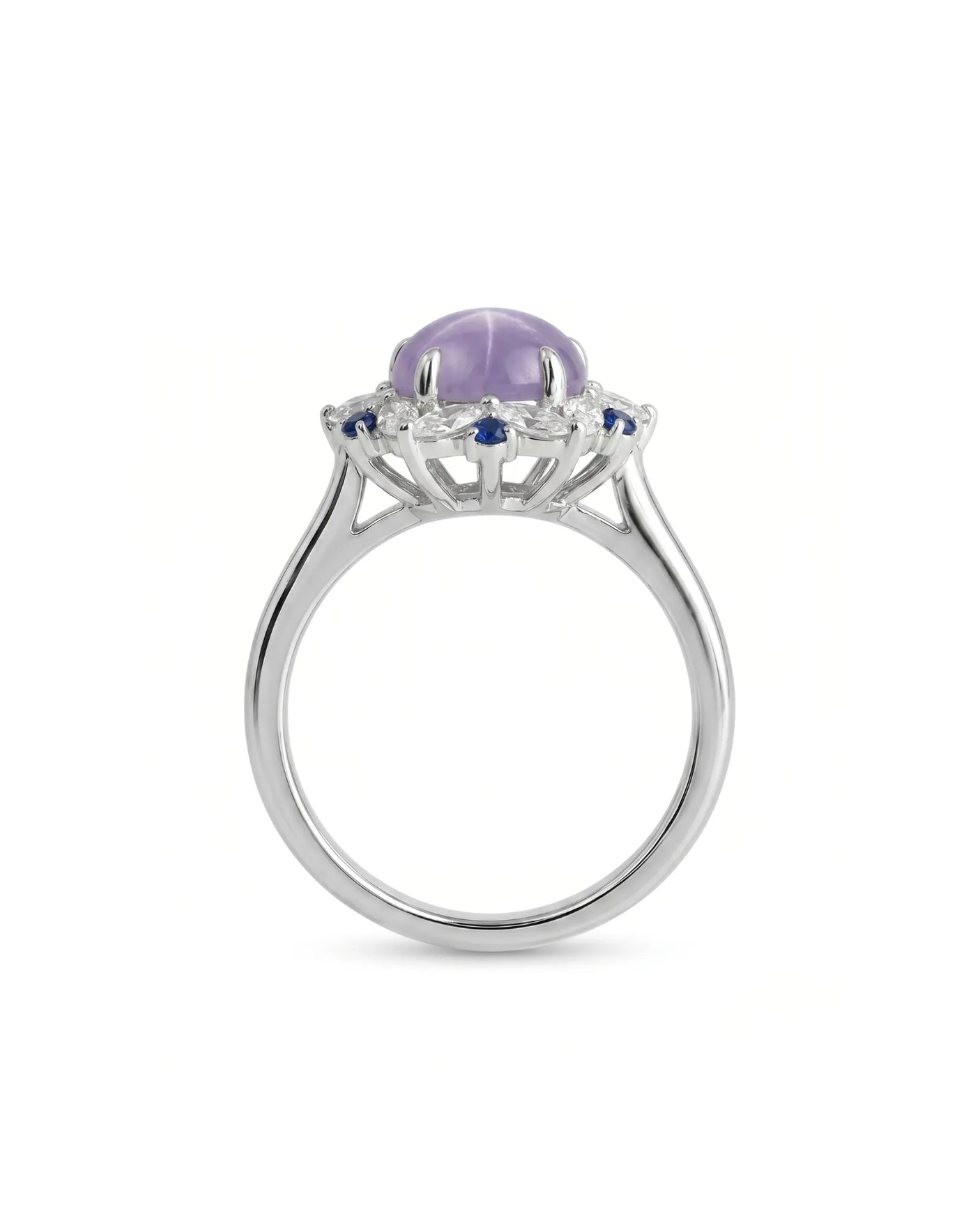 Purple sapphire and diamond engagement ring with star effect in 18K white gold | SARATTI
