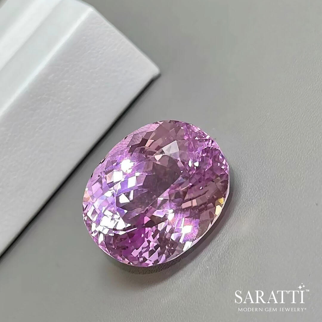Purplish Kunzite Gemstone in Oval Shape | Saratti Gems