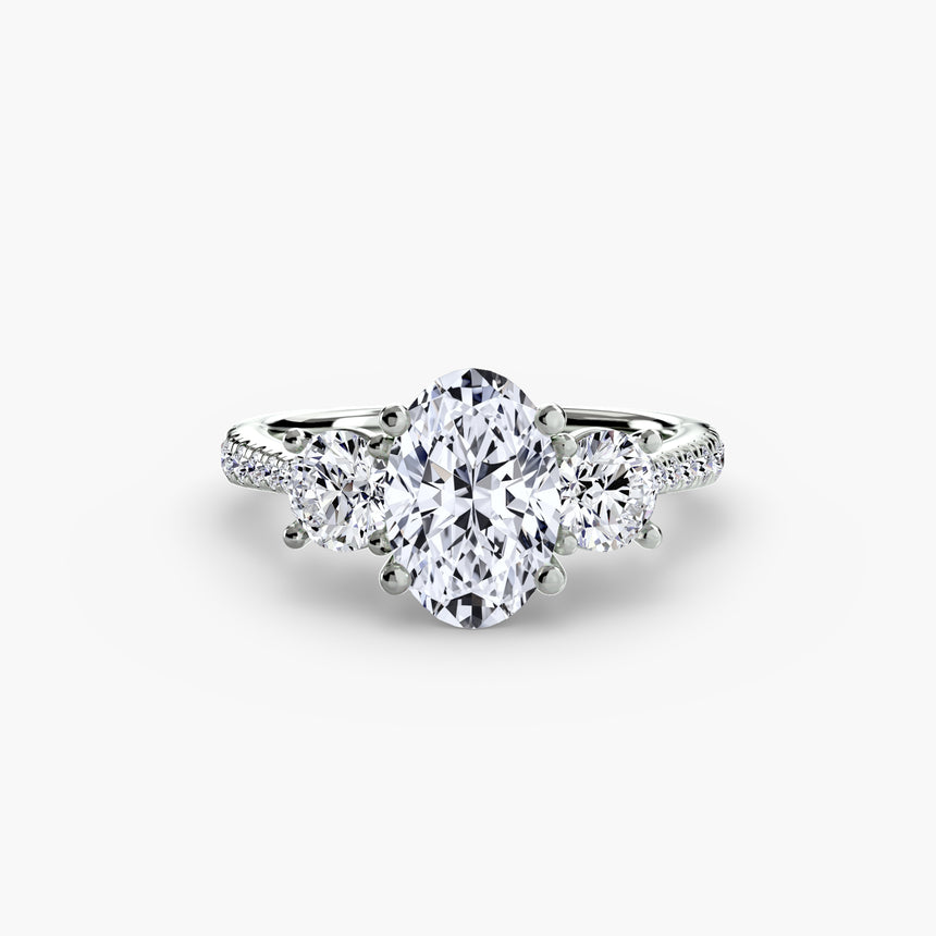 ÉTERNITÉ Three Stone Setting with Pave´ Band