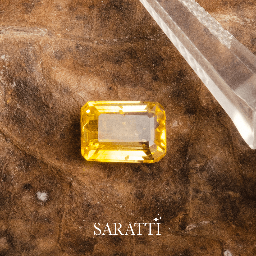 Rectangular Yellow Stone - Yellow Sapphire Gemstone - SARATTI - 0.9 carats 