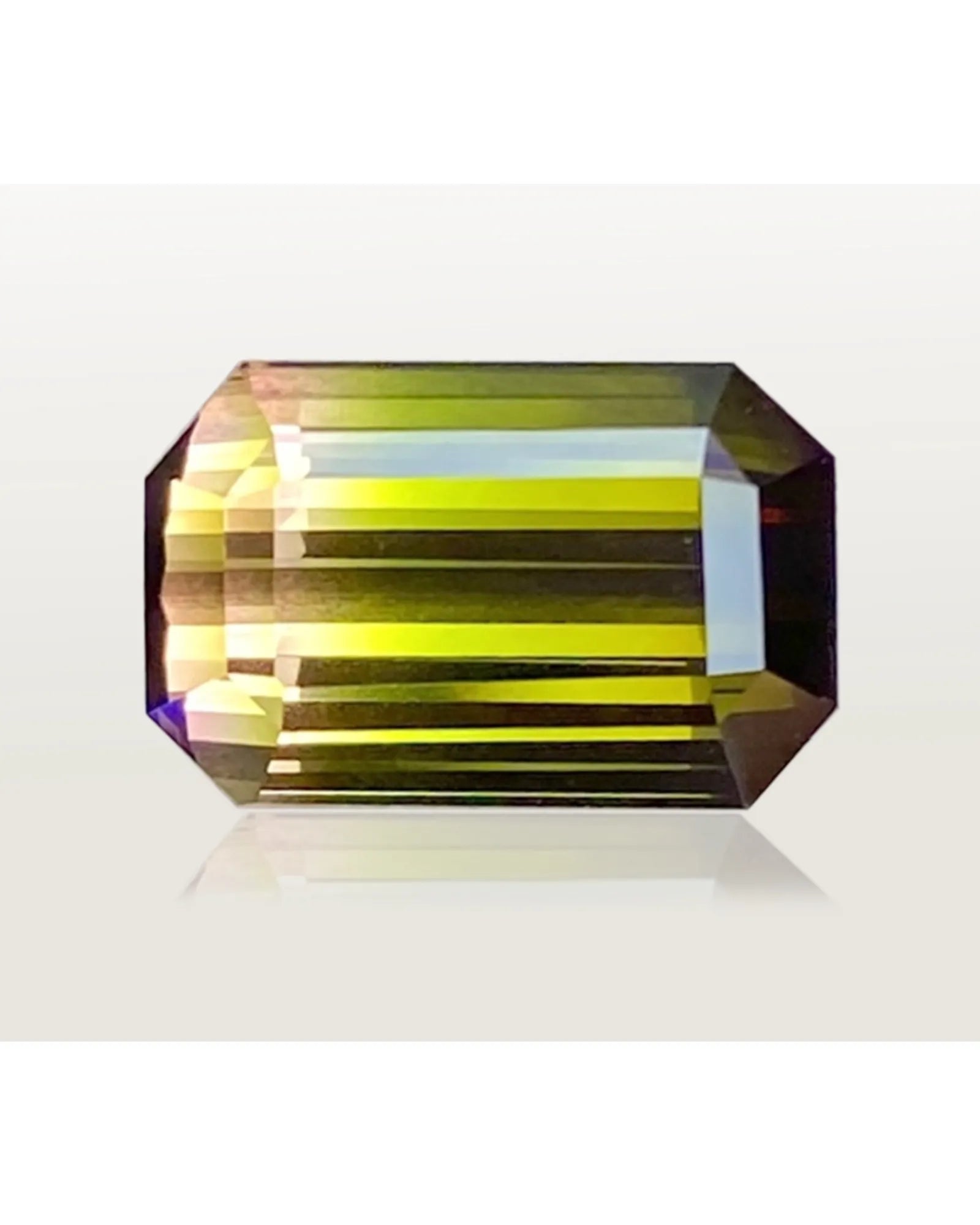 Rectangular emerald-cut Tourmaline side profile and clipped corners | SARATTI