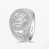 Regalia d’oro II diamond halo signet ring in platinum with custom monogram | SARATTI  