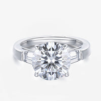 Terzo Tesoro Three Stone Platinum Diamond Ring