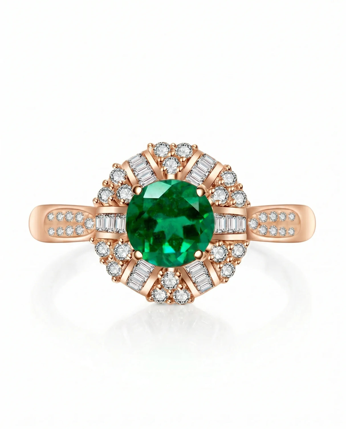 Round emerald birthstone ring with diamonds in platinum | SARATTI
