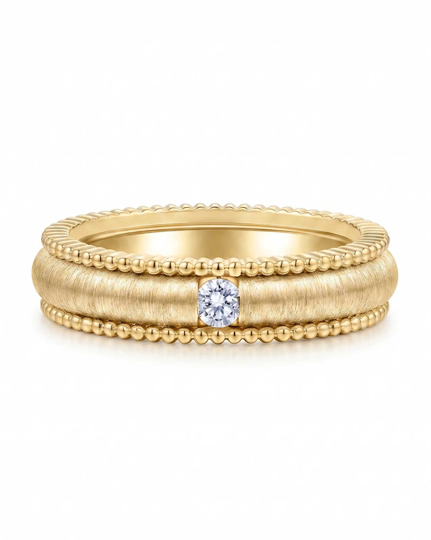 Round natural diamond wedding band framed by intricate textured craftsmanship in warm 18K yellow gold | SARATTI