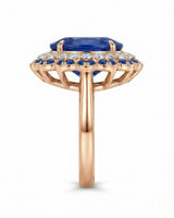Royal blue sapphire and diamond ring in 18K rose gold for anniversary gifting | SARATTI