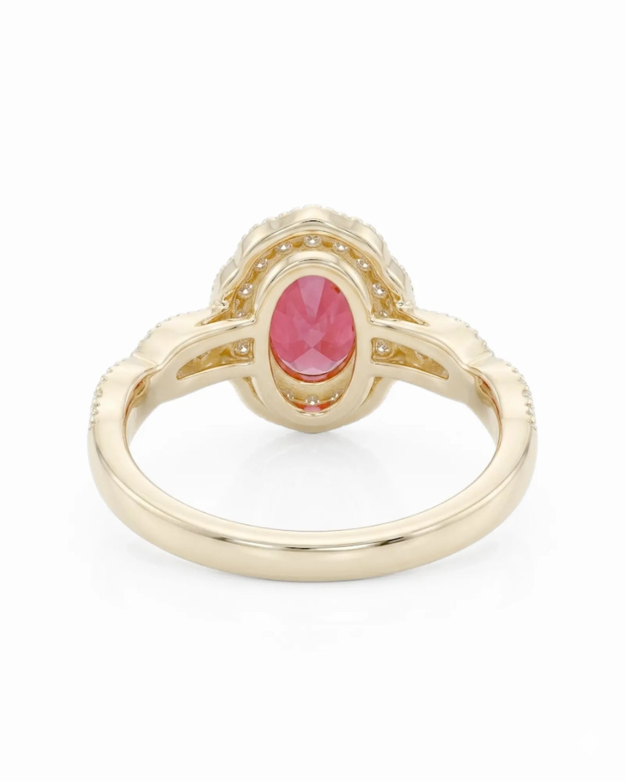 Ruby centerpiece ring diamond halo 18K yellow gold | SARATTI