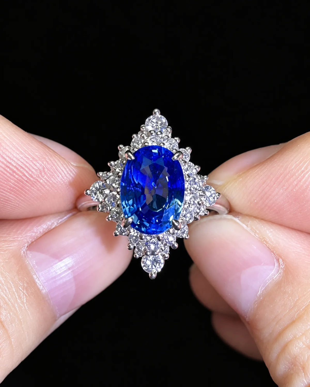 SERAPHINE Cornflower Blue Sapphire Diamond Ring | SARATTI