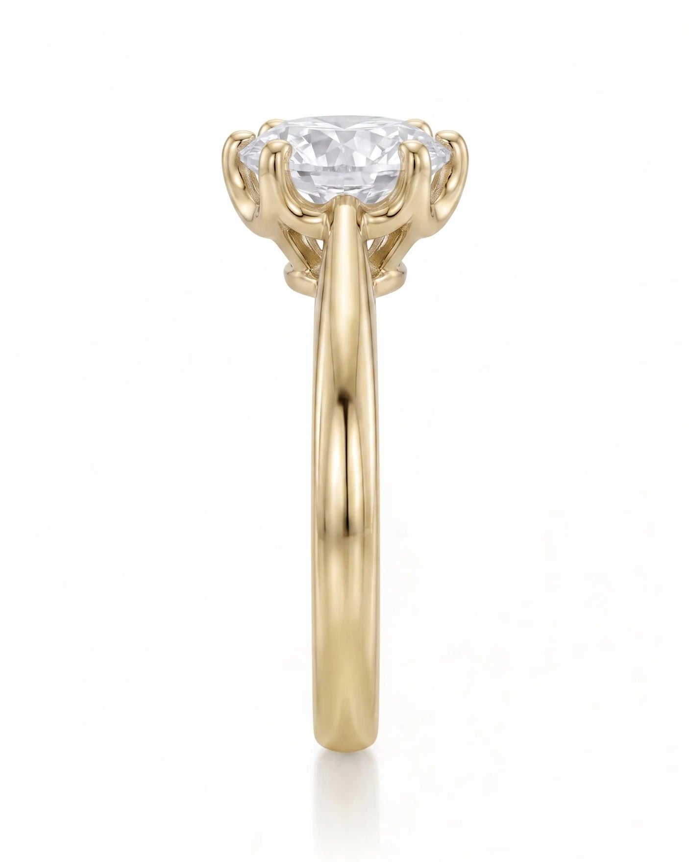 Becky – Natural Round Diamond Solitaire Ring