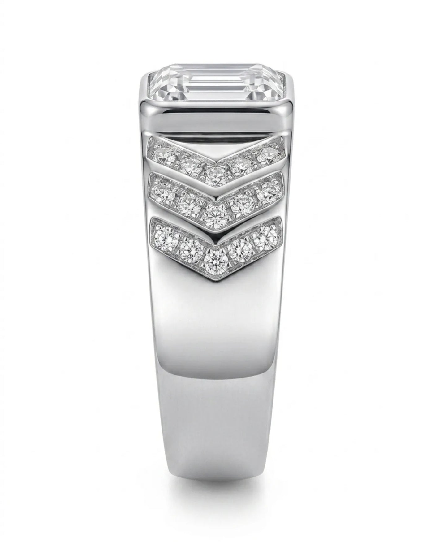 Regent Chevron Diamond Signet Ring